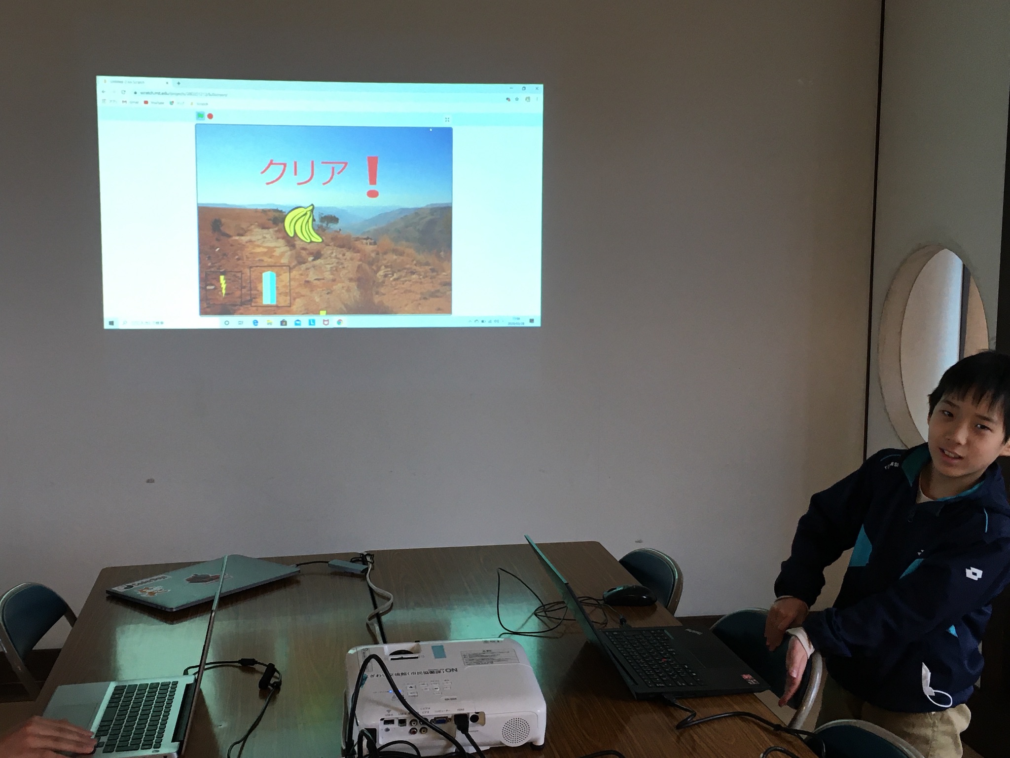 カミナリかビルで敵を倒すゲームのクリア画面